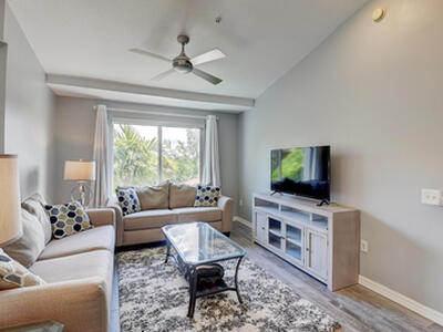 1223 Villa Circle, Boynton Beach, FL 33435