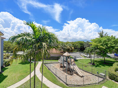 1223 Villa Circle, Boynton Beach, FL 33435