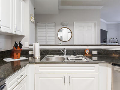 780 S Sapodilla Avenue, West Palm Beach, FL 33401