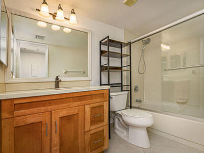 1915 Lavers Circle, Delray Beach, FL 33444