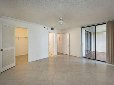 1915 Lavers Circle, Delray Beach, FL 33444