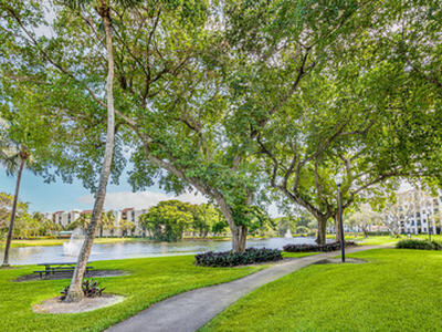 1915 Lavers Circle, Delray Beach, FL 33444