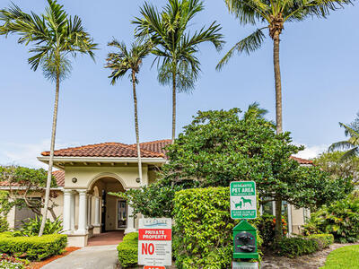 1915 Lavers Circle, Delray Beach, FL 33444