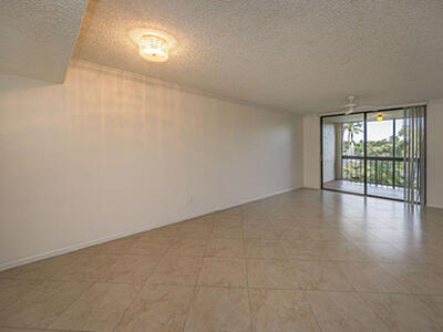 1915 Lavers Circle, Delray Beach, FL 33444