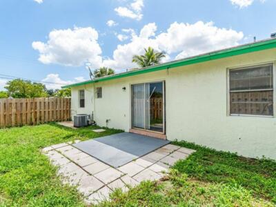 4781 Gulfstream Road, Lake Worth, FL 33461