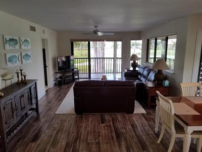 326 Brackenwood Circle, Palm Beach Gardens, FL 33418