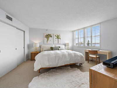 5200 N Ocean Drive, Singer Island, FL 33404