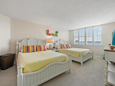 5200 N Ocean Drive, Singer Island, FL 33404