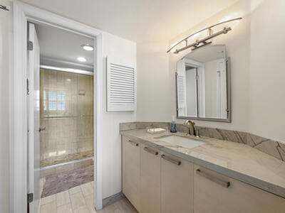 5200 N Ocean Drive, Singer Island, FL 33404