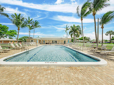 270 High Point Court, Boynton Beach, FL 33435