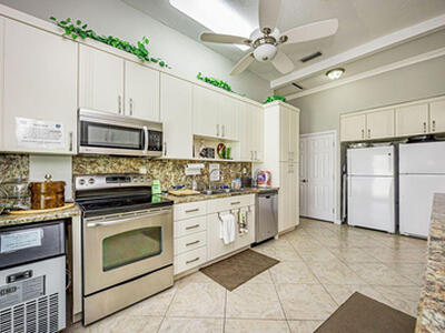 270 High Point Court, Boynton Beach, FL 33435