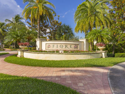 1108 Myrtlewood Circle E, Palm Beach Gardens, FL 33418