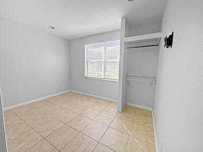 1452 NW Leonardo Circle, Port Saint Lucie, FL 34986