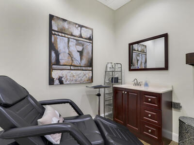 266 NW Peacock Boulevard, Port Saint Lucie, FL 34986