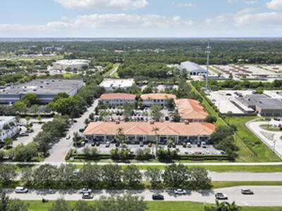 266 NW Peacock Boulevard, Port Saint Lucie, FL 34986