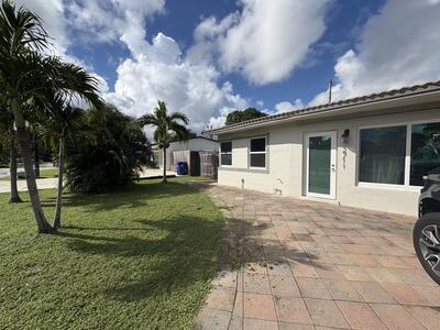 2711 NE 11th Terrace, Pompano Beach, FL 33064
