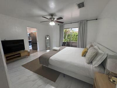 2711 NE 11th Terrace, Pompano Beach, FL 33064