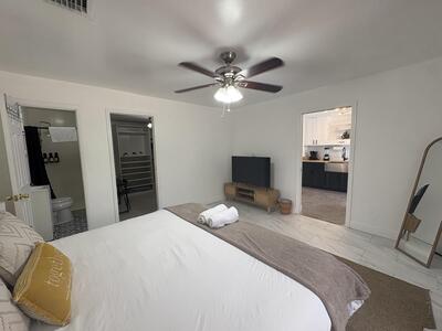 2711 NE 11th Terrace, Pompano Beach, FL 33064