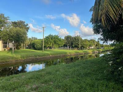 10084 Boynton Place Circle, Boynton Beach, FL 33437