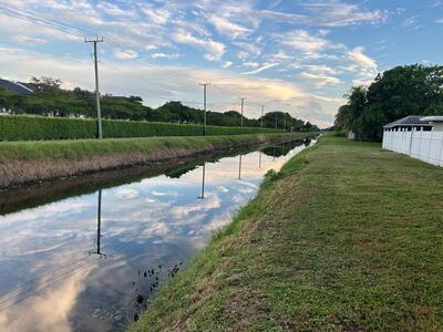 10136 Boynton Place Circle, Boynton Beach, FL 33437