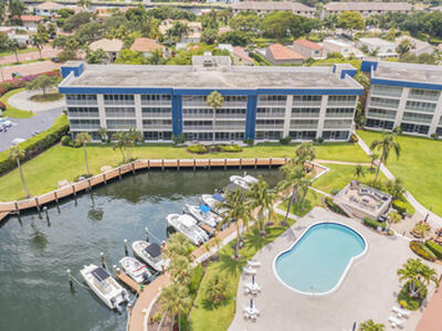 3351 Spanish Trail, Delray Beach, FL 33483