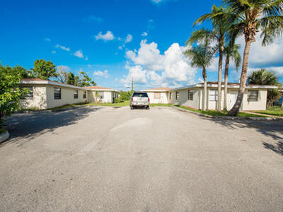 1713 NE 3rd Avenue, Delray Beach, FL 33444