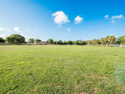 1713 NE 3rd Avenue, Delray Beach, FL 33444