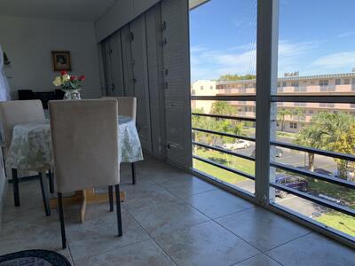 4140 NW 44th Avenue, Lauderdale Lakes, FL 33319