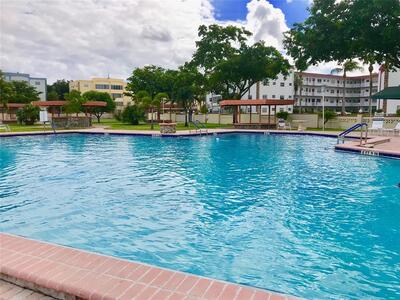 4140 NW 44th Avenue, Lauderdale Lakes, FL 33319