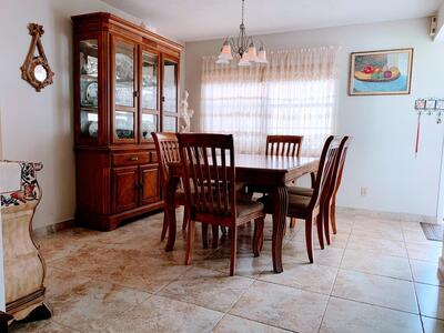 4140 NW 44th Avenue, Lauderdale Lakes, FL 33319