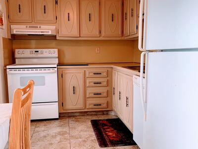 4140 NW 44th Avenue, Lauderdale Lakes, FL 33319