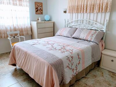 4140 NW 44th Avenue, Lauderdale Lakes, FL 33319