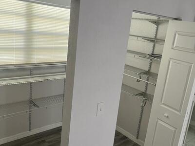 5706 Candlewood Avenue, Mangonia Park, FL 33407