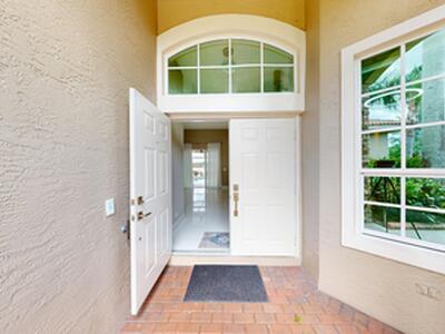 9919 Royal Cardigan Way, West Palm Beach, FL 33411