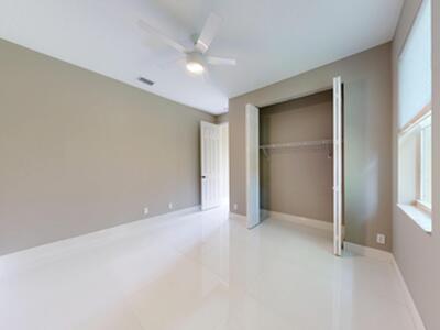 9919 Royal Cardigan Way, West Palm Beach, FL 33411