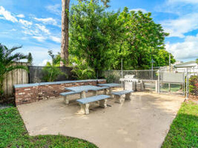 2020 Lake Osborne Drive, Lake Worth, FL 33461