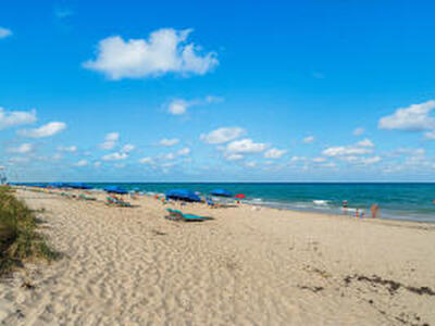 2020 Lake Osborne Drive, Lake Worth, FL 33461