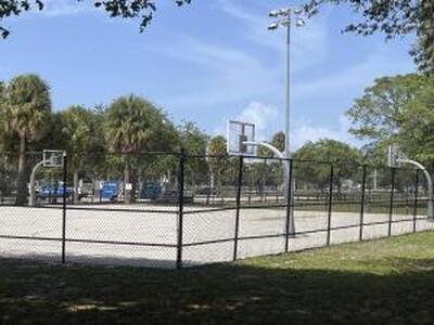 2020 Lake Osborne Drive, Lake Worth, FL 33461