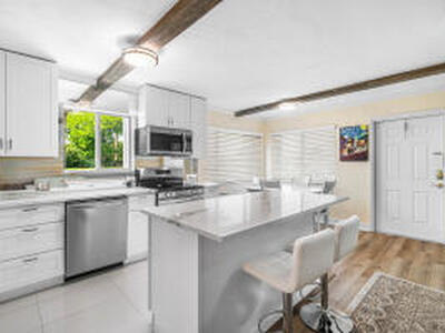 2020 Lake Osborne Drive, Lake Worth, FL 33461