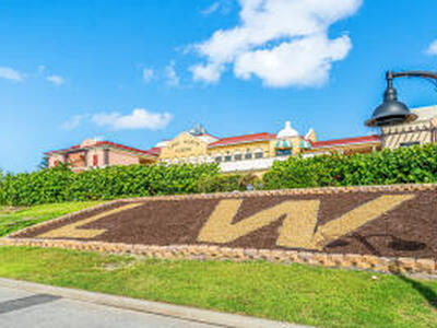 2020 Lake Osborne Drive, Lake Worth, FL 33461