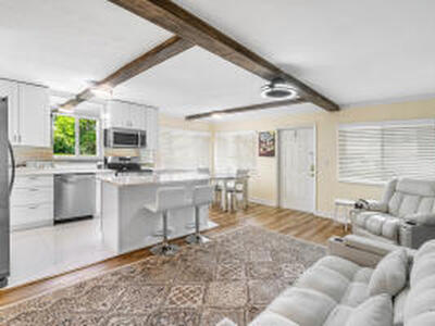 2020 Lake Osborne Drive, Lake Worth, FL 33461