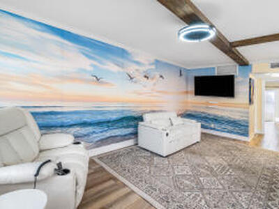 2020 Lake Osborne Drive, Lake Worth, FL 33461