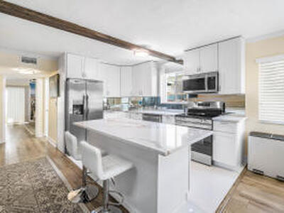 2020 Lake Osborne Drive, Lake Worth, FL 33461