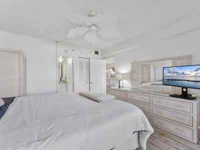 101 NE 19th Avenue, Deerfield Beach, FL 33441