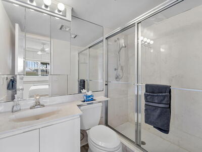 101 NE 19th Avenue, Deerfield Beach, FL 33441