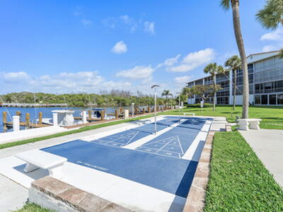 101 NE 19th Avenue, Deerfield Beach, FL 33441