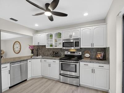 2703 Maplewood Drive, Greenacres, FL 33415