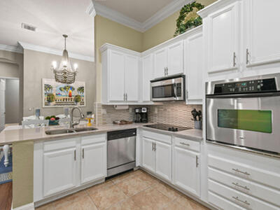 167 Arklow Avenue, Jupiter, FL 33458