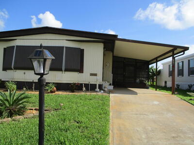 7915 SE Independence Avenue, Hobe Sound, FL 33455