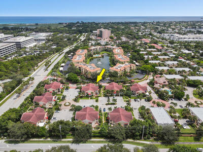 28 Uno Lago Drive, Juno Beach, FL 33408